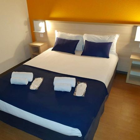 Budget Hotel Melun Sud - Dammarie Les Lys Buitenkant foto