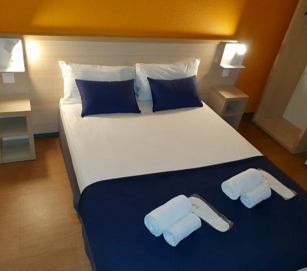 Budget Hotel Melun Sud - Dammarie Les Lys Buitenkant foto