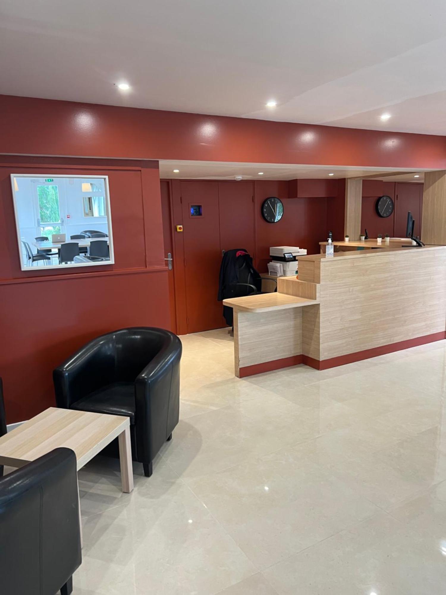 Budget Hotel Melun Sud - Dammarie Les Lys Buitenkant foto