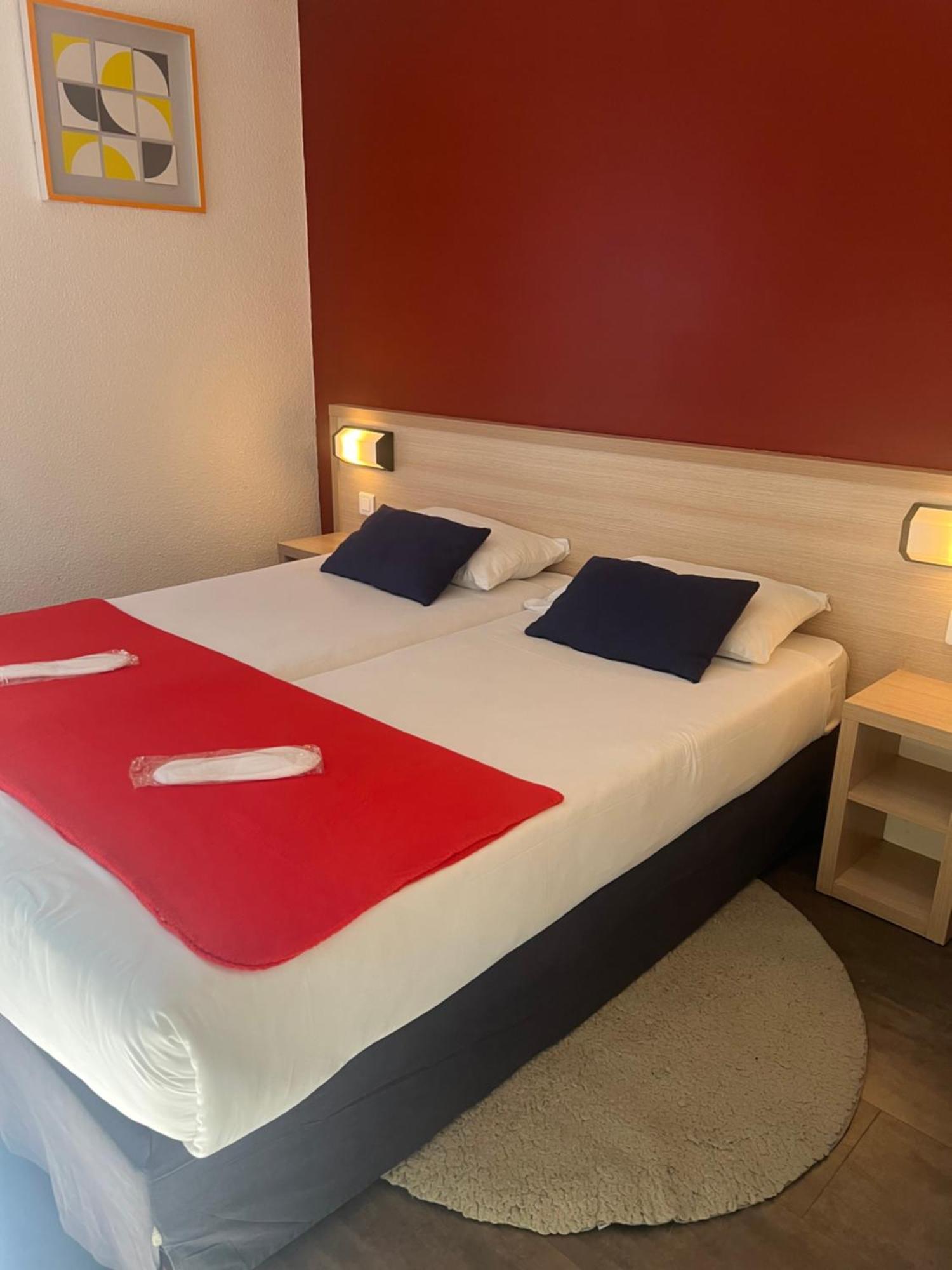 Budget Hotel Melun Sud - Dammarie Les Lys Buitenkant foto