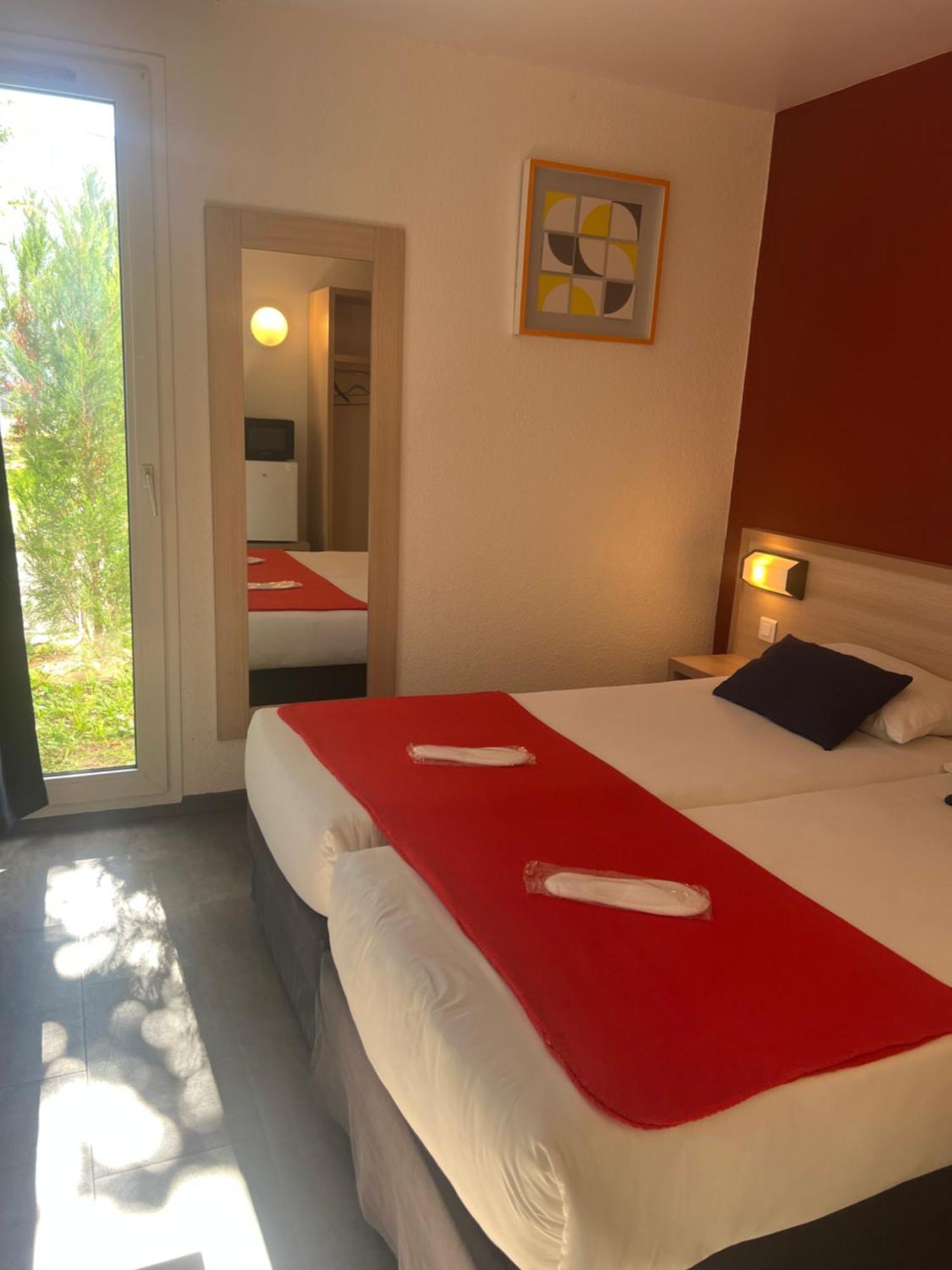Budget Hotel Melun Sud - Dammarie Les Lys Buitenkant foto