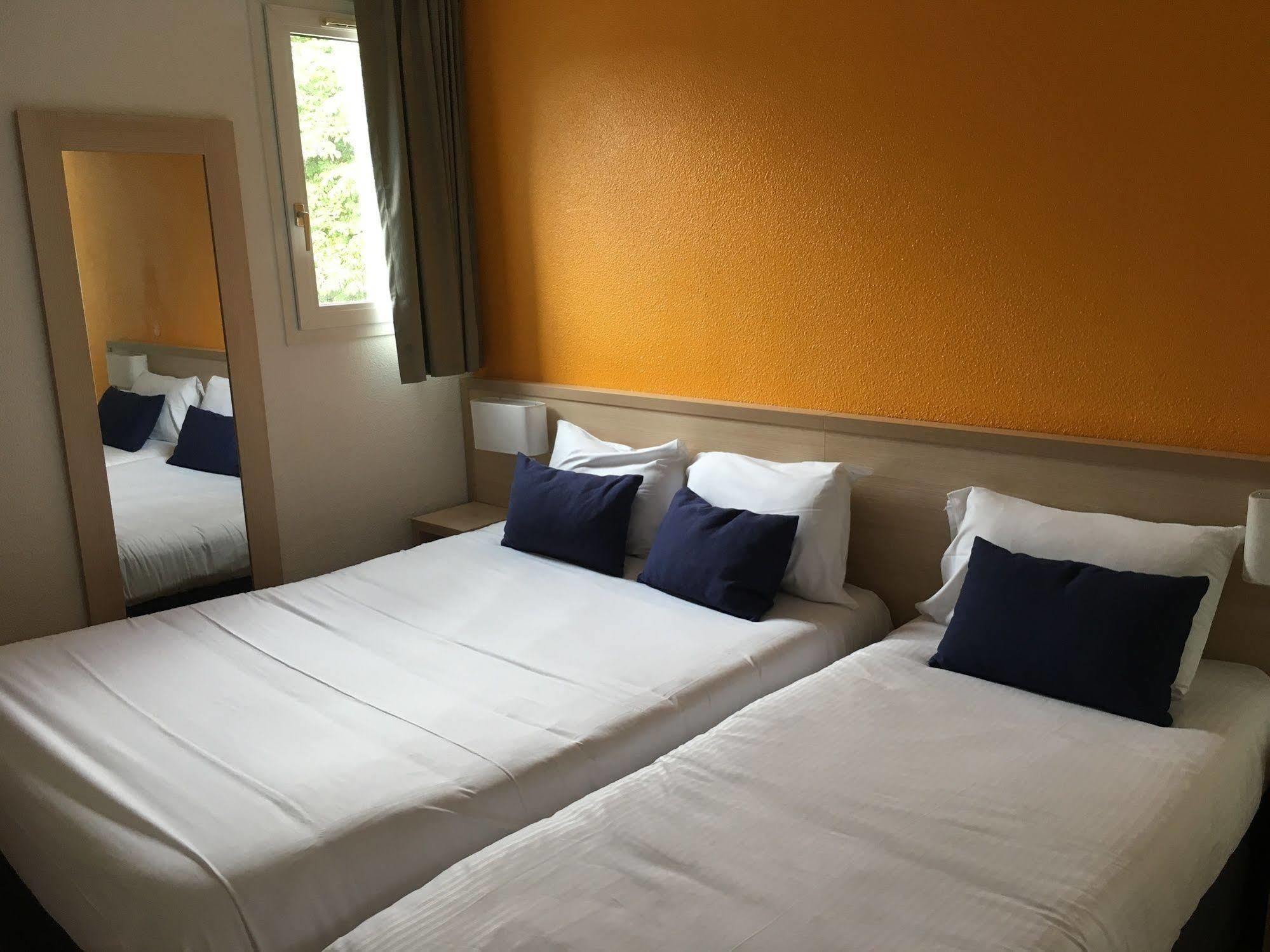 Budget Hotel Melun Sud - Dammarie Les Lys Buitenkant foto